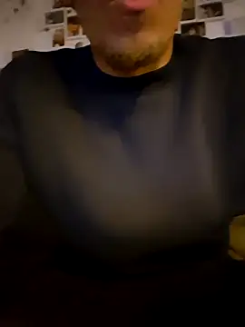 Kingclit1998 online show from June 2026 11:21:01 PM