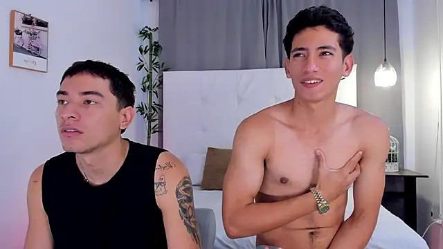 Alejo-and-Thiago online show from June 2026 12:54:02 PM