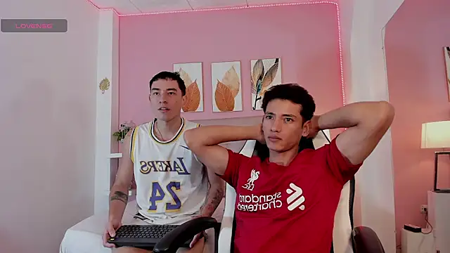 Alejo-and-Thiago online show from June 2026 08:09:02 PM