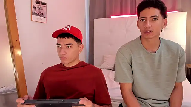 Alejo-and-Thiago online show from May 2026 12:31:01 PM