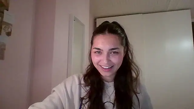 yourbella37 online show from May 2026 08:56:02 PM