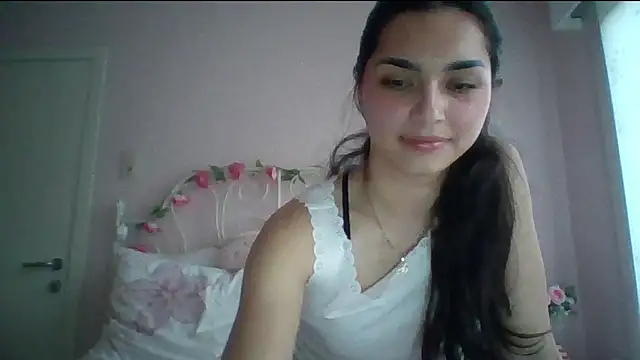 yourbella37 online show from May 2026 07:43:02 PM