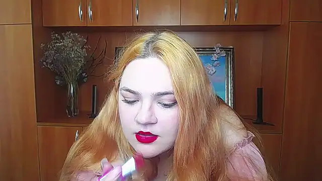 RinaRiii online show from May 2026 12:10:01 PM
