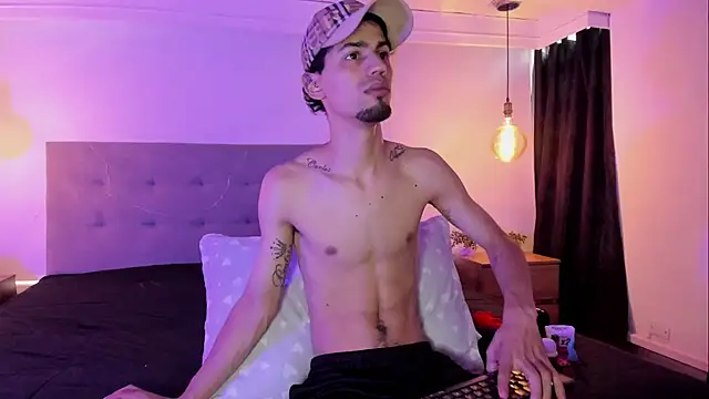 MichaelEvanss  online show from May 2026 12:38:02 PM