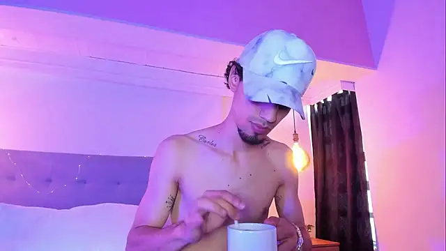 MichaelEvanss  online show from May 2026 12:55:02 PM