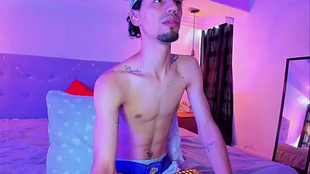MichaelEvanss  online show from May 2026 12:47:01 PM