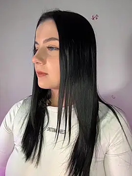 DREAM L0la online show from May 2026 03:20:01 PM