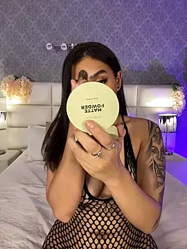 miadecker online show from May 2026 07:51:01 AM