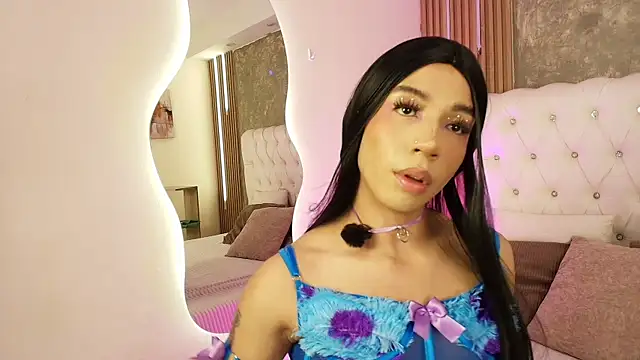 Khloe Dangel online show from May 2026 04:53:01 AM