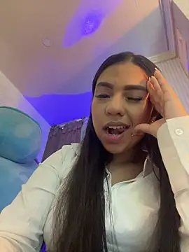 Snapshot of Dulcerouss__ chatting on May 2026 11:41:01 AM Dulcerouss online show from May 2026 11:41:01 AM