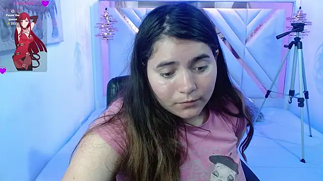 Snapshot of Laurha_ chatting on June 2026 07:37:02 PM Laurha online show from June 2026 07:37:02 PM