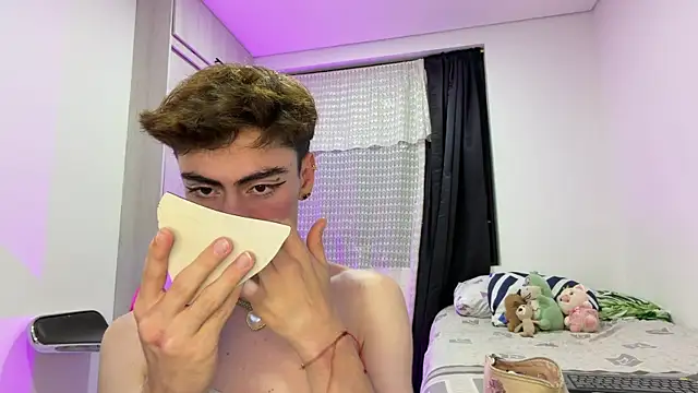  peachyboy online show from July 2026 04:19:01 AM