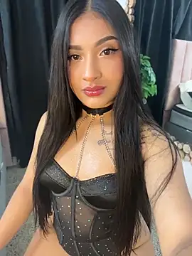 Snapshot of SabrinaX_X chatting on June 2026 11:17:02 PM SabrinaX X online show from June 2026 11:17:02 PM