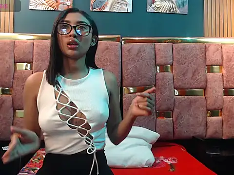 Mia konor06 online show from May 2026 11:03:02 AM