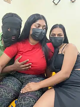 MUSKANHOTCOUPLE online show from May 2026 06:24:01 AM