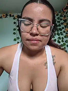 Snapshot of marulanda1822 chatting on July 2026 07:14:02 PM marulanda1822 online show from July 2026 07:14:02 PM