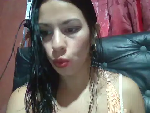 pamelaamorette online show from June 2026 05:18:01 PM
