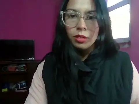 pamelaamorette online show from May 2026 08:16:01 PM