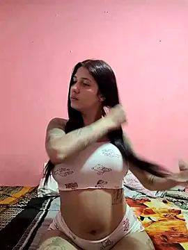 nessaflors2 online show from May 2026 04:16:01 PM