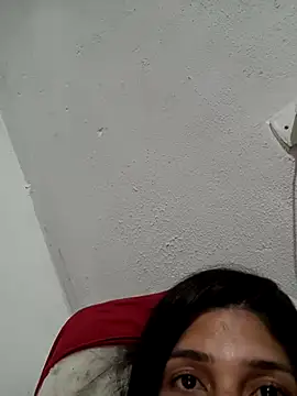 nessaflors2 online show from May 2026 09:40:02 PM