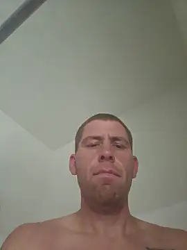 nerdyginger3036 online show from May 2026 10:20:01 PM
