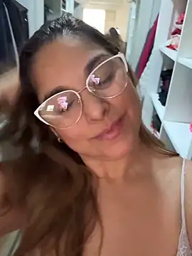 Mariiii morena online show from May 2026 11:05:01 AM