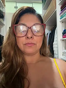 Mariiii morena online show from June 2026 04:01:01 PM