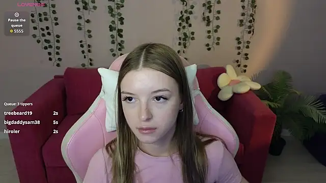 Snapshot of Eva_Th0mpson chatting on July 2026 06:47:02 AM Eva Th0mpson online show from July 2026 06:47:02 AM