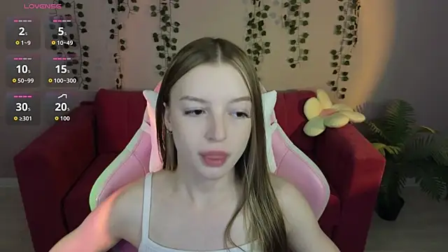 Snapshot of Eva_Th0mpson chatting on June 2026 01:23:02 AM Eva Th0mpson online show from June 2026 01:23:02 AM
