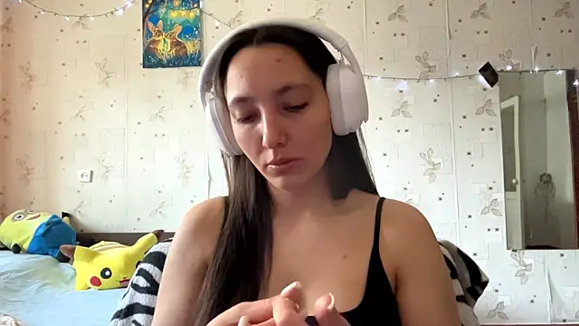 SheeringGape online show from May 2026 01:37:01 AM