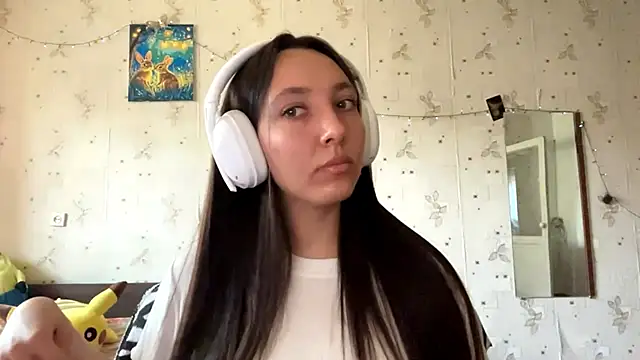 SheeringGape online show from May 2026 01:32:01 AM