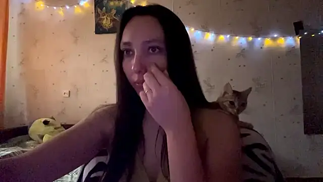 SheeringGape online show from June 2026 01:00:02 AM