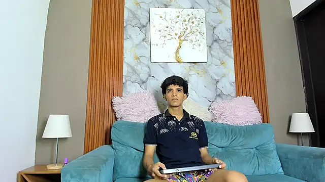 GOLDEN 2026 online show from May 2026 07:27:02 PM