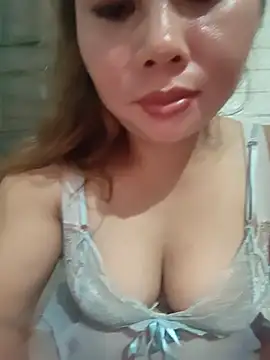 Snapshot of Banana-zz chatting on August 2026 03:17:01 PM Banana-zz online show from August 2026 03:17:01 PM