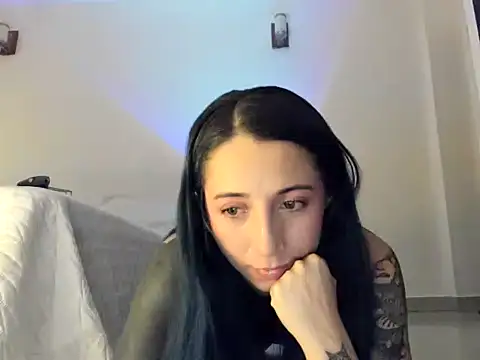 EvangelineLoveee online show from June 2026 03:12:02 AM