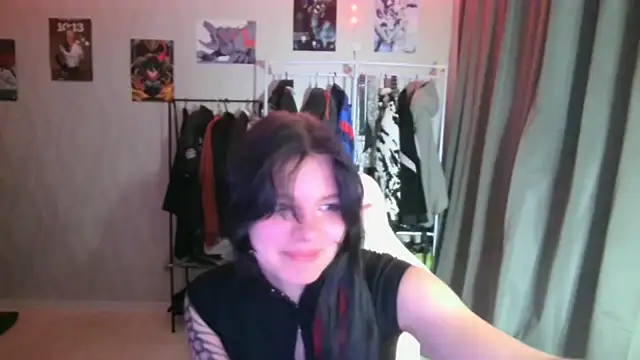 VeIvetLure online show from May 2026 06:18:01 PM