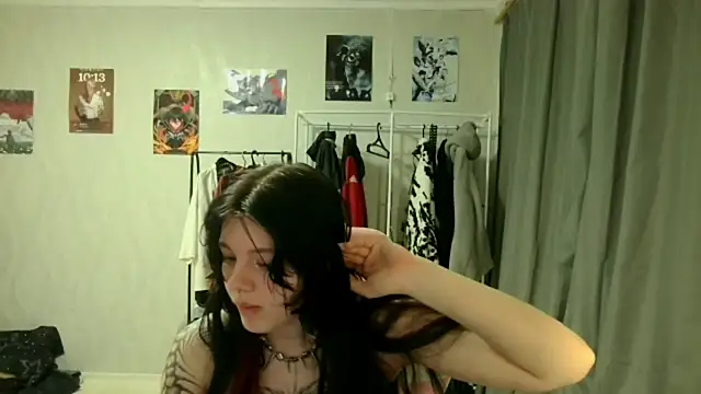 VeIvetLure online show from May 2026 06:13:01 PM
