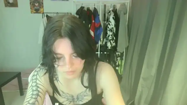 VeIvetLure online show from June 2026 05:17:01 PM