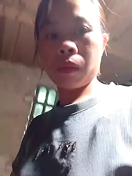 daisyy2 online show from May 2026 10:07:02 AM