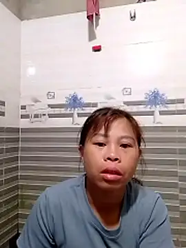 daisyy2 online show from May 2026 09:02:01 PM