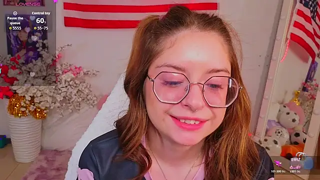selenamils online show from June 2026 07:07:01 AM