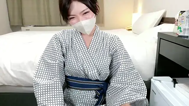 Naomi 00122 online show from July 2026 11:06:01 AM