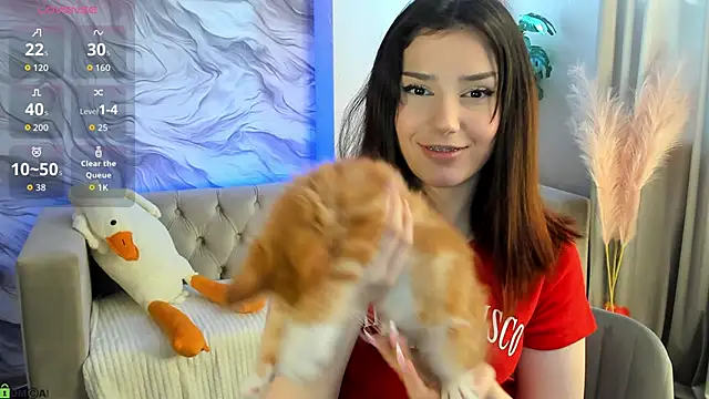 Lonny Peach online show from June 2026 03:06:02 AM