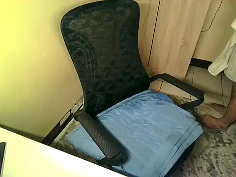 Ashtonfuckingboi online show from May 2026 07:23:02 PM