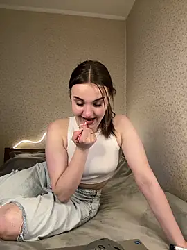 Snapshot of Vyxia chatting on June 2026 06:24:01 PM Vyxia online show from June 2026 06:24:01 PM