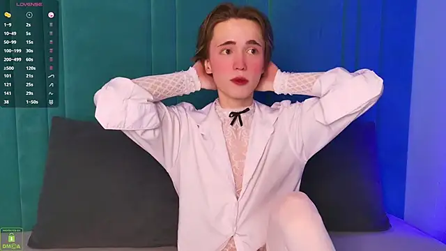 AstreanMidnight online show from May 2026 08:33:02 PM
