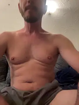 Oliverhnt online show from May 2026 10:08:02 PM