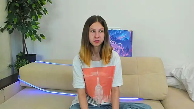 ChristiaHorde online show from May 2026 05:08:02 PM