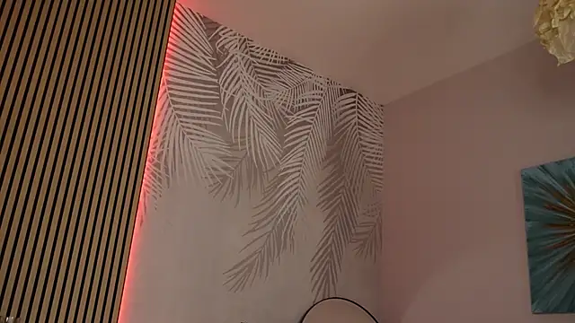 MiaVelvety online show from May 2026 06:25:02 PM