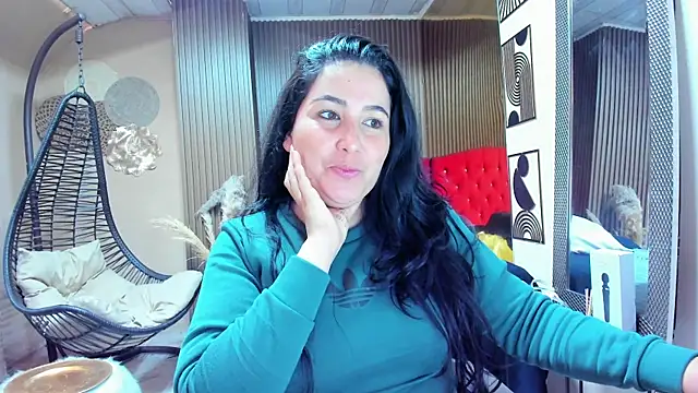 Snapshot of BBWLuxuryMuse chatting on July 2026 12:01:01 PM BBWLuxuryMuse online show from July 2026 12:01:01 PM